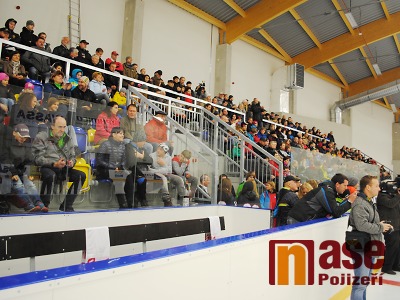 Na turnovském stadionu české hokejistky dvakrát zdolaly Francii