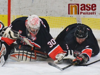 Turnovští hokejisté v závěru prvního duelu o třetí místo zcela vyhořeli