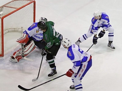 Draci z Bíliny odjeli z vrchlabského ledu s prázdnou