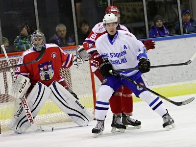 FOTO: Vrchlabští hokejisté zkrotili ve třetí části pelhřimovské Medvědy