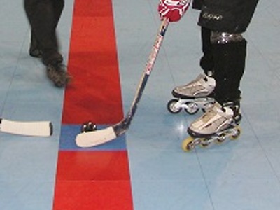 Tabulku okresního přeboru v inline hokeji vede po dvou výhrách Bradlec