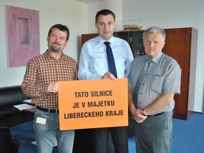 Hejtman jednal v Benecku o nevyhovujícím stavu krajských silnic