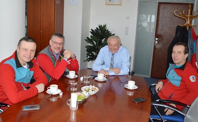 Kraj jedná o spolupráci horské služby a zdravotnických záchranářů