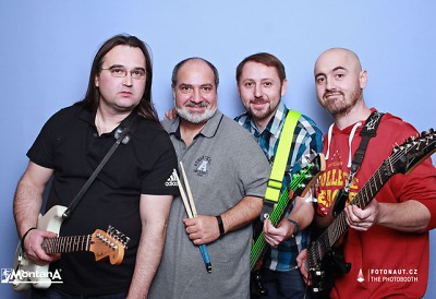 V rámci Malé domácí scény zahrají Laxigal, Pluto a Jim Čert