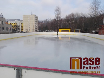 Mobilní kluziště v Semilech otevřou už v sobotu dopoledne