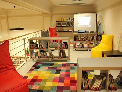 Měsíc poezie v turnovské knihovně