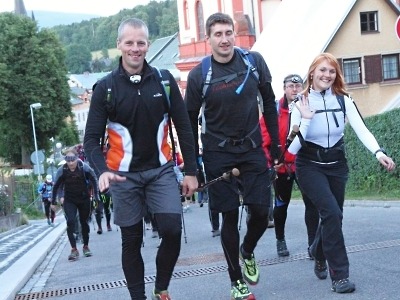 FOTO: Na Krakonošovu stovku vyrazil rekordní počet účastníků