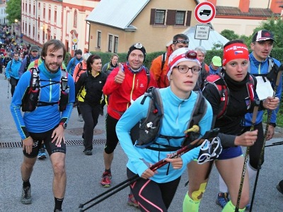 FOTO: Krakonošova stovka přilákala přes 500 dálkoplazů