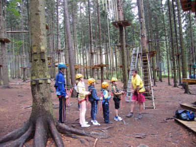 Platíte v červnu dětem letní tábor? VZP vám na něj přidá tisícovku