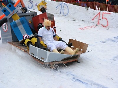 Lety na saních v Plavech ovládli Flinstoneovi