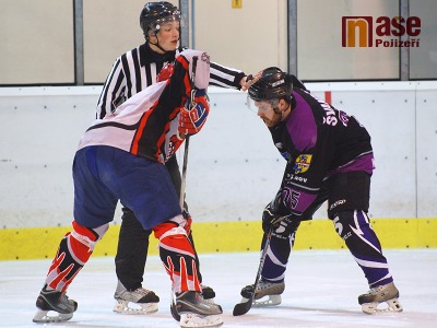 Obhájce z Hořic se vyšvihl do čela LHL, bez bodu jsou už jen Semily 