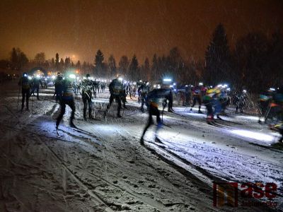 SkiTour 2015 má otevřít noční závod s čelovkami