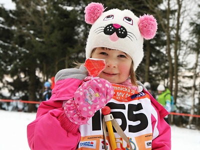 FOTO: Lyžařské naděje si zaběhaly na Benecku v Lízátkových závodech