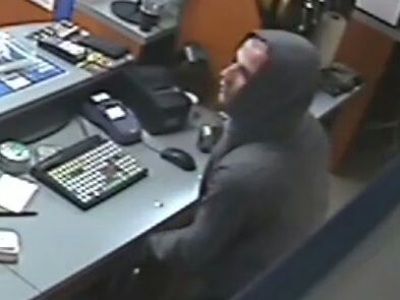 Lupiče z benzínek poznali svědci. Už je dopaden a čeká na vazbu