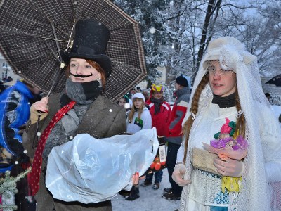 FOTO: Vrchlabím procházel v úterý masopustní průvod