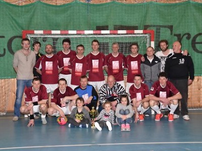 Jilemničtí veteráni stříbrní na domácím šampionátu v sálovém fotbale