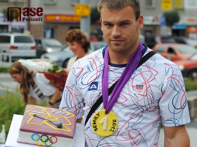 FOTO: Na náměstí v Semilech poděkovali olympionikovi Lukáši Melichovi