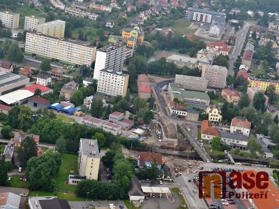 FOTO: Při Navijákovém dni jste se mohli proletět s kluzákem nad Vrchlabím