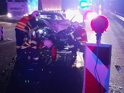 V Jeřmanicích došlo ke srážce dvou aut