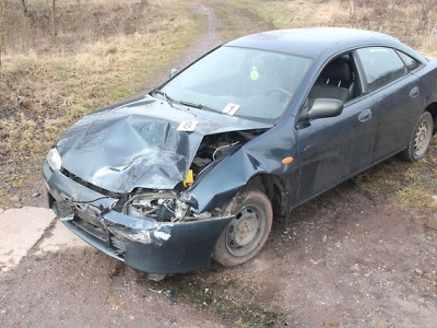 Na Jilemnicku se srazila vozidla s autobusem i srnou