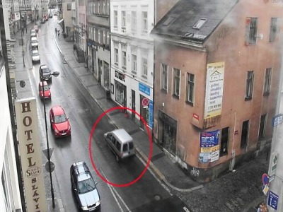 Policie hledá svědky havárie motocyklisty v Turnově