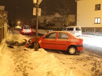 Řidič nedal v turnovské ulici Výšinka přednost řidičce