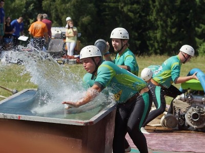 FOTO: Den hasičů přilákal na Nouzov 37 soutěžních družstev