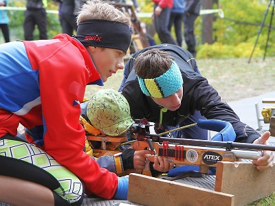 FOTO: Jilemnické náměstí obsadil závod v orientačním biatlonu