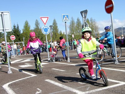 Obrazem: Otevření dopravního hřiště ve Vrchlabí