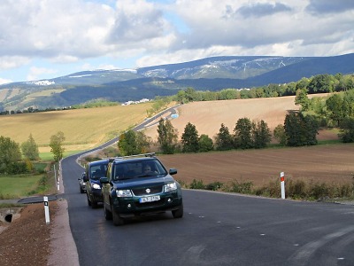 FOTO: Do zkušebního provozu otevřeli silnici z Dolní Branné do Vrchlabí