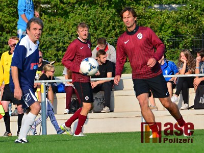 Otevření vrchlabského stadionu objektivem Oldy Johana