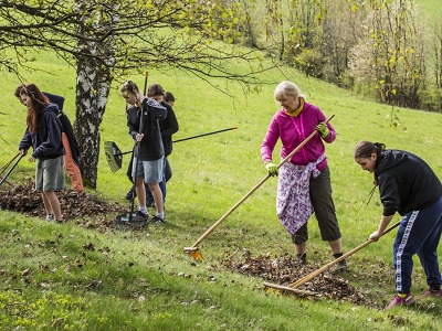 Děti pečují o botanické lokality v Krkonoších