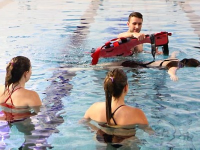 Noví turnovští plavčíci skládali zkoušky