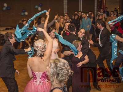 Březnové plesy a karnevaly zakončí taneční sezonu