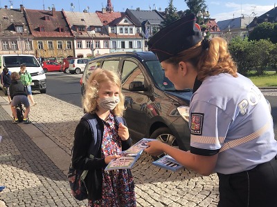 Konec školního roku: Policisté se zaměřili na bezpečnost dětí