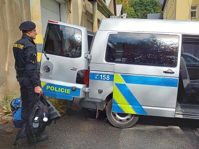 Policisté z Libereckého kraje odjeli střežit slovenské hranice