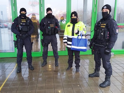 Policie varuje před zloději při vánočních nákupech