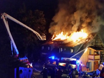Při hašení požáru ve Špindlerově Mlýně pomáhali i hasiči z Jilemnice