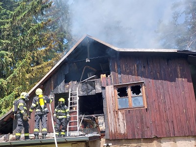 Hořel dům v Mukařově na Malé Skále