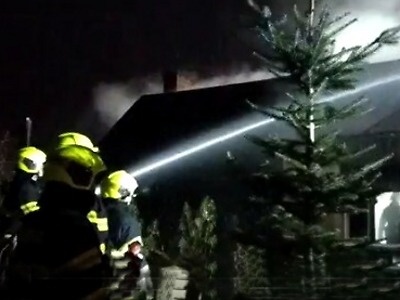 Hasiče zaměstnal požár domu v Horní Branné - Valteřicích