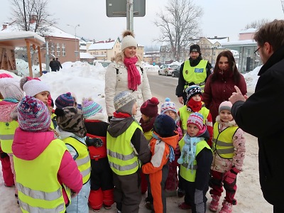 Přechod v Pražské ulici ve Vrchlabí bezpečnější díky novému osvětlení
