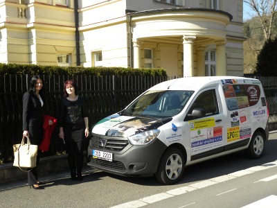 Sociální automobil již jezdí pro klienty Terezy v Benešově u Semil