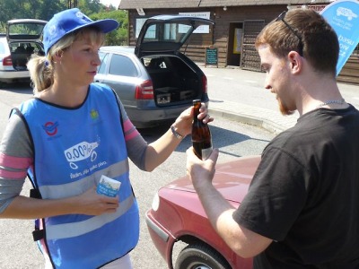 Policisté zkontrolovali u Ktové 40 řidičů. Dostali nealko pivo a alkotester