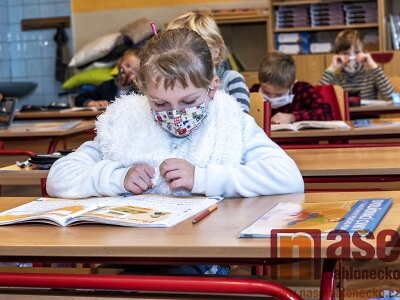 V Libereckém kraji covidem zasaženo 71 škol, připravují plošné testy