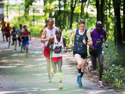 FOTO: Libereckou RunTour ovládli keňští běžci Biwot a Kácser