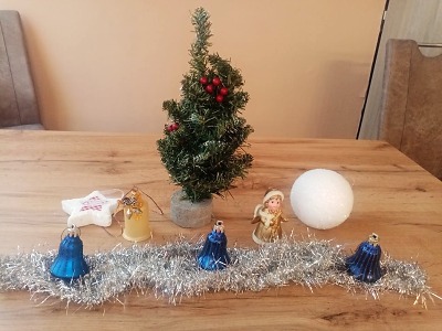 Vánoční ozdoby a dekorace podpoří onkologicky nemocné a jejich blízké