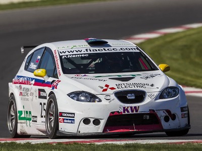 Vydařená premiéra Patrika Nemce s vozem SBM motorsport