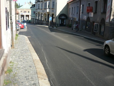 Husova ulice v Semilech se ještě letos dočká kompletní opravy
