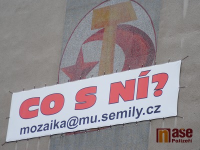 Symbol komunismu zůstává na semilském náměstí