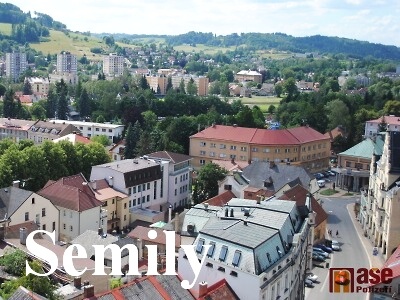 Obcemi s nejnižší produkcí odpadu v kraji jsou Dalešice, Vysoké a Semily